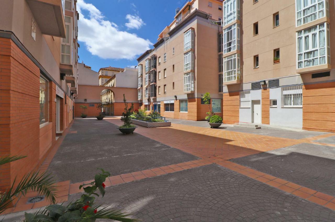 Apartament Del Parque Flats Victoria Trini Malaga Zewnętrze zdjęcie